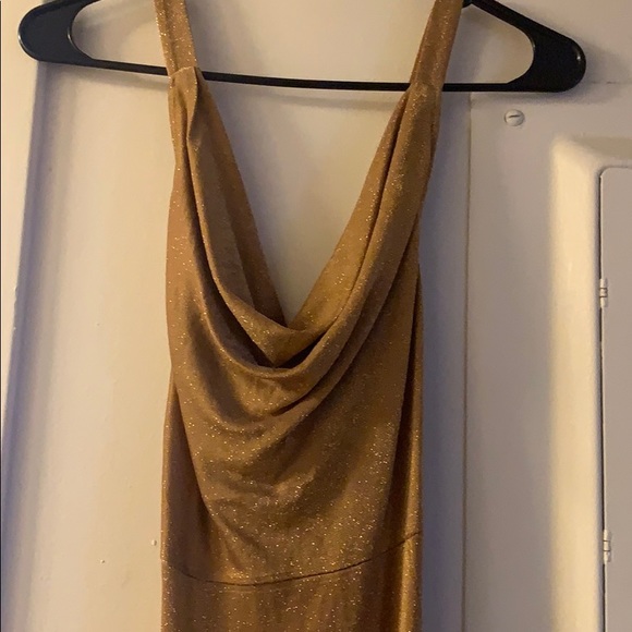 Gold dress - Picture 2 of 3